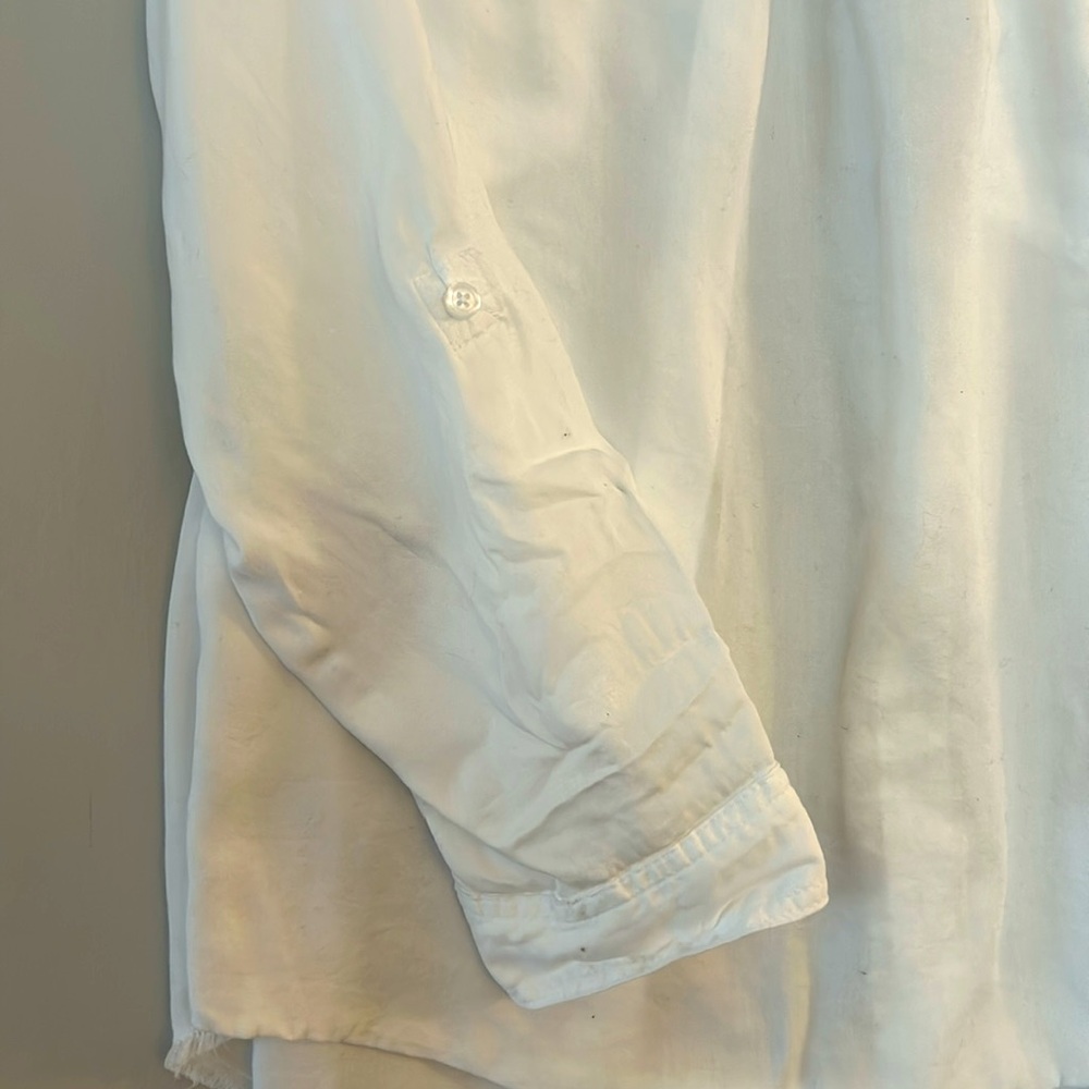 Chico’s Lendzing Fringe- hemmed- Front pockets - roll-tab sleeves white shirt - Picture 6 of 11